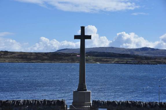 Braço de mar em frente a Port Stanley, a capital de Falkland